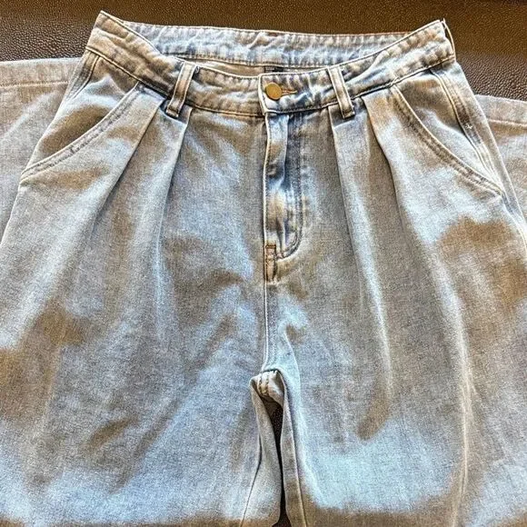 Cider Denim Blue Wide leg Pleated Jeans size medium - Picture 3 of 8